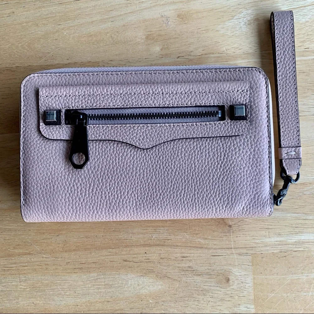 NWOT Rebecca Minkoff Reagan Wristlet/Wallet - Picture 2 of 5